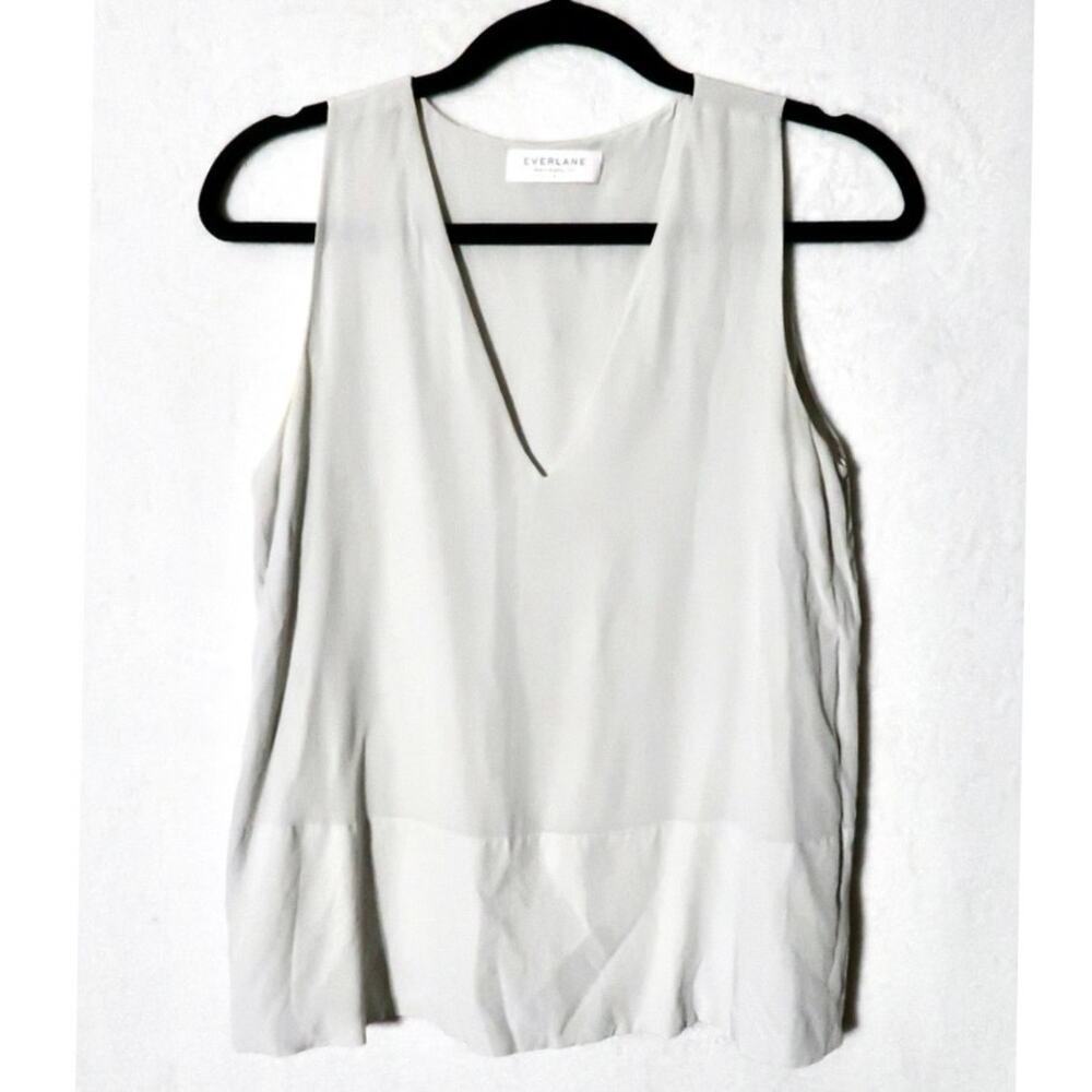 The Double-Lined Silk V-Neck Tank Size 4